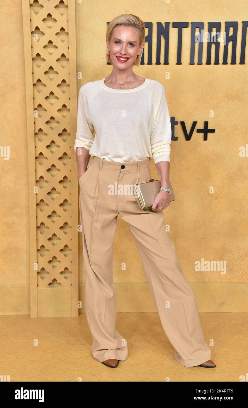Nicky Whelan attends the red-carpet premiere of the Apple TV+ original ...