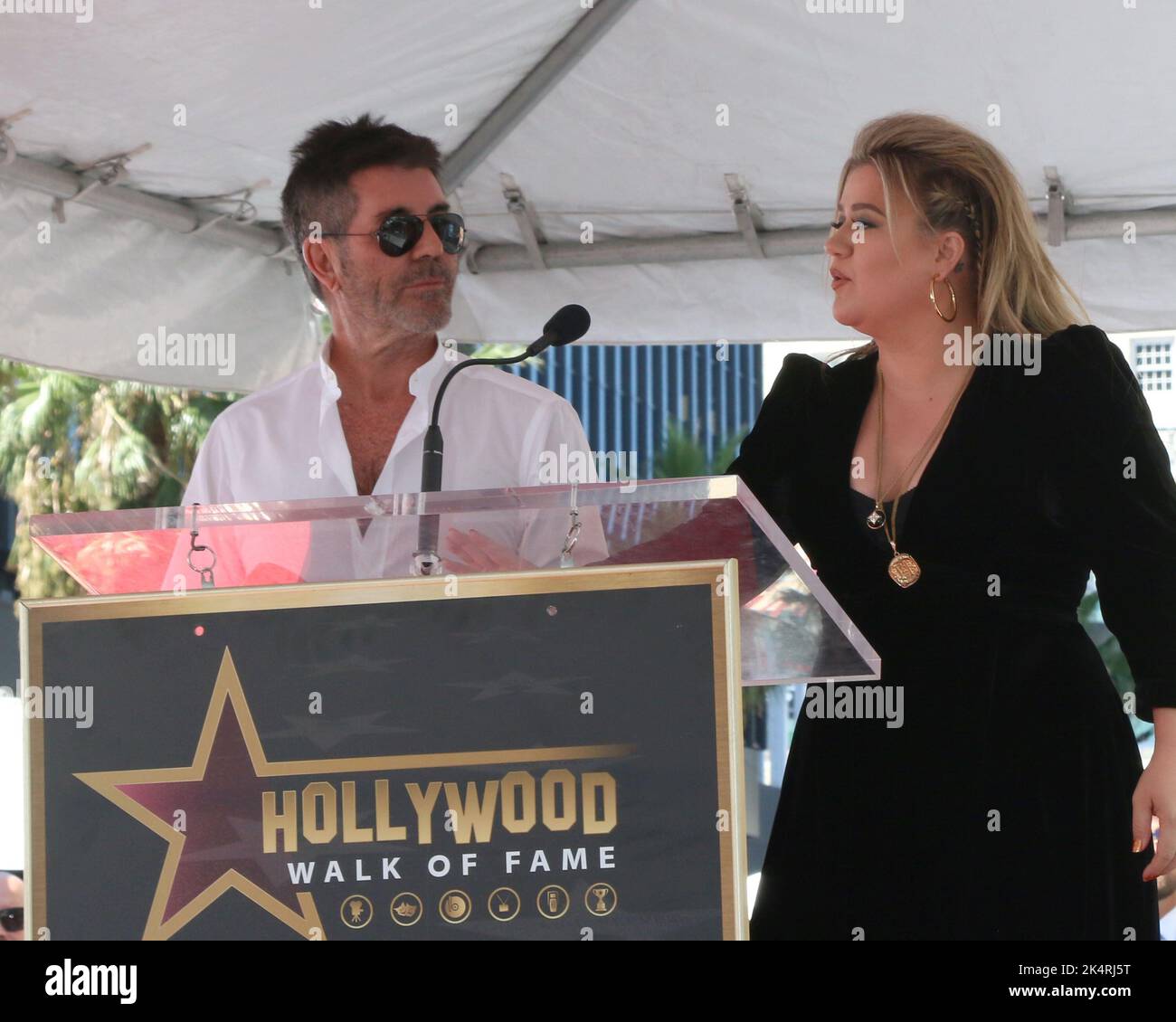 LOS ANGELES SEP 19 Simon Cowell, Kelly Clarkson at the Kelly