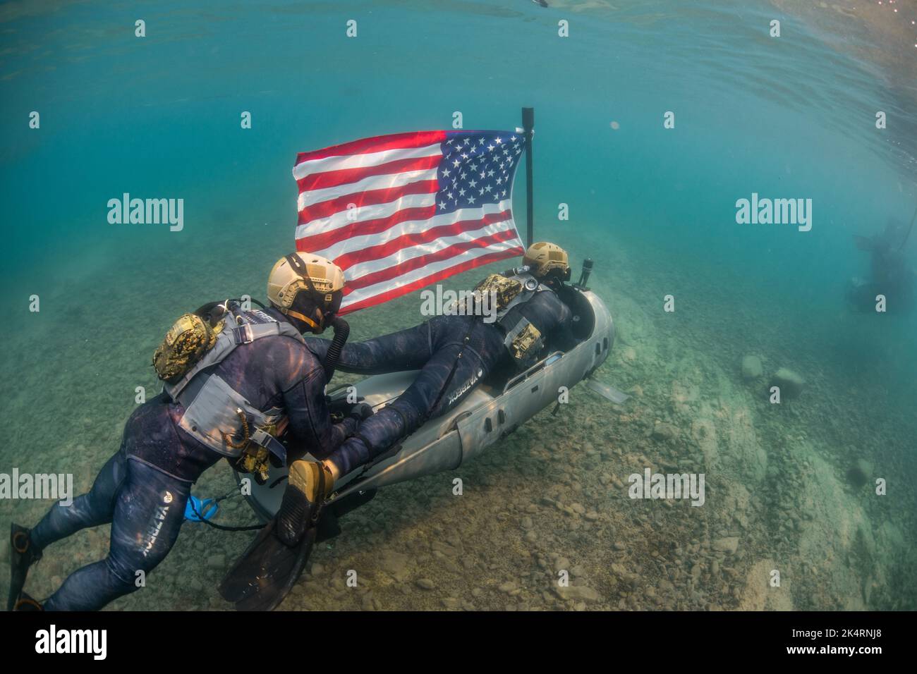 Northern California, California, USA. 24th Sep, 2022. Sailors assigned to various Naval Special Warfare (NSW) commands operate a diver propulsion device during high-altitude dive training. NSW is the nationÃs premiere maritime special operations force that extends the Fleet and Joint Force reach for collection and lethality, delivers all domain options to undermine our enemiesÃ confidence, and strengthens diplomatic leverage. Credit: U.S. Navy/ZUMA Press Wire Service/ZUMAPRESS.com/Alamy Live News Stock Photo