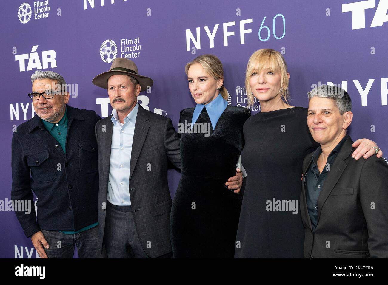 New York, United States. 03rd Oct, 2022. Eugene Hernandez, Todd Field, Nina Hoss, Cate Blanchett and Lesli Klainberg attend premiere of movie Tar during 60th New Yokr Film Festival at Alice Tully Hall (Photo by Lev Radin/Pacific Press) Credit: Pacific Press Media Production Corp./Alamy Live News Stock Photo