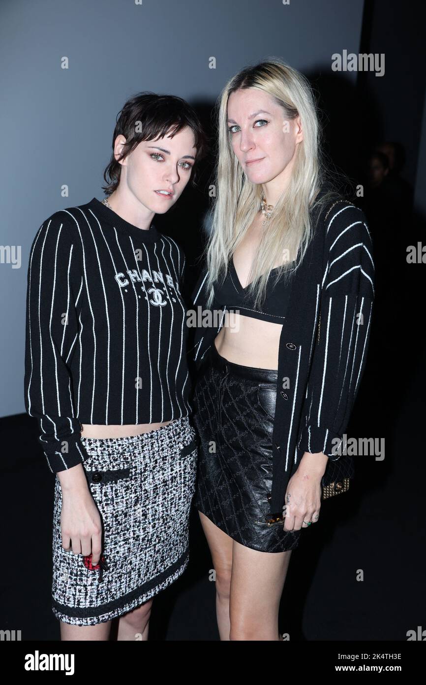 Paris, France. 04th Oct, 2022. Kristen Stewart and her girlfriend Dylan