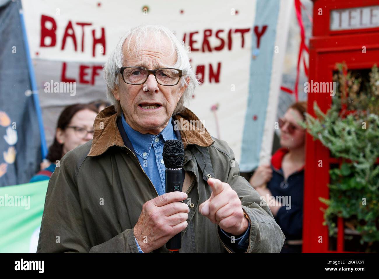 Bath 1/10/22 Film director Ken Loach in front of Bath train station as he speaks to protesters