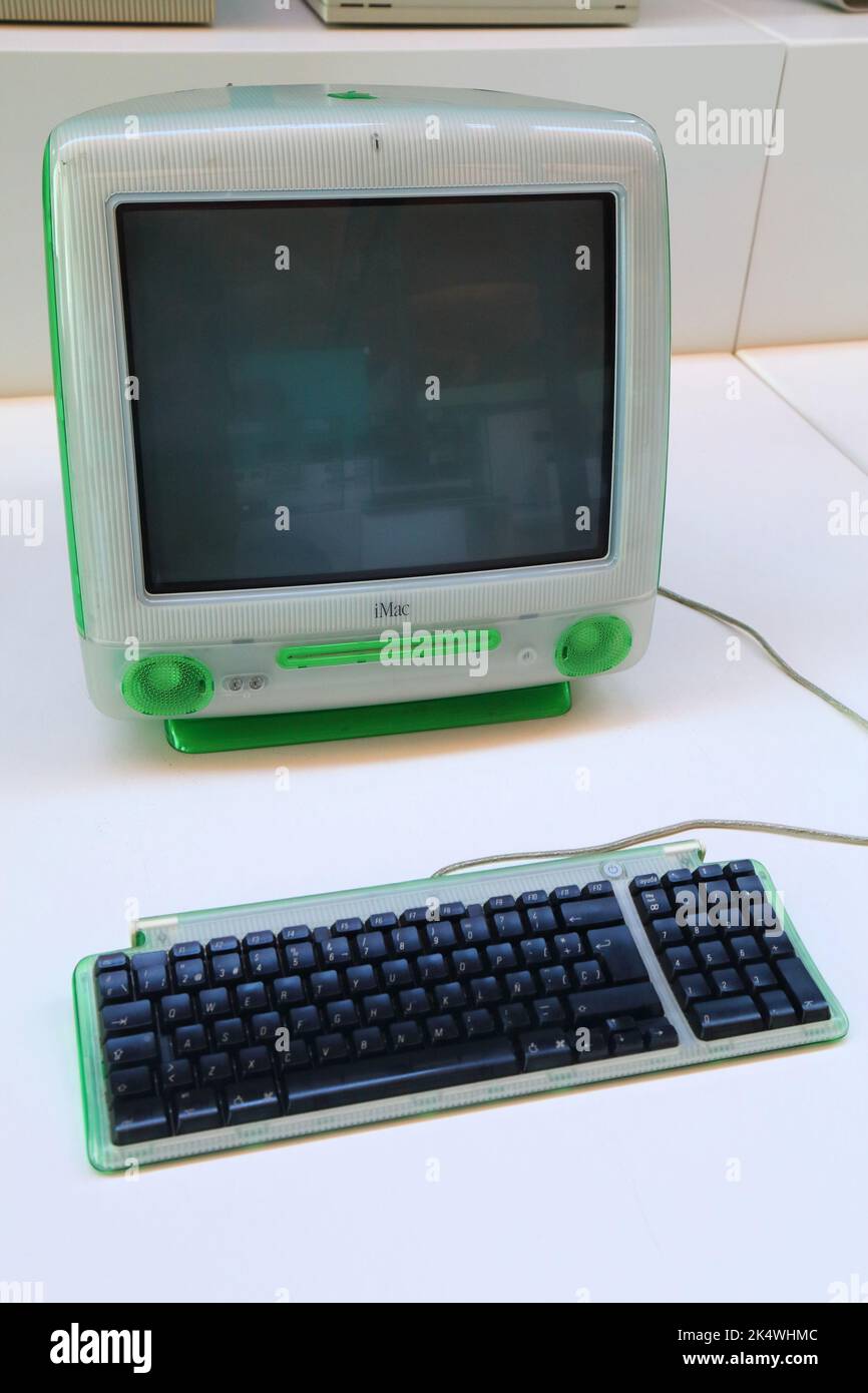TERRASSA, SPAIN - OCTOBER 6, 2021: Apple iMac G3 late 1990s obsolete PC computer system. It was manufactured in 1998-2003. Stock Photo