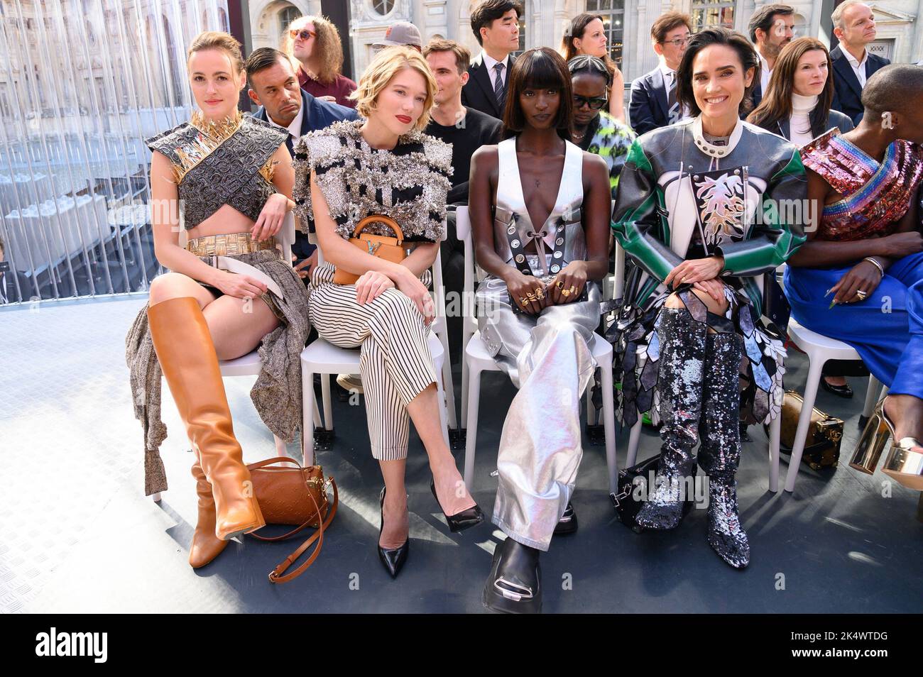 Lea Seydoux - Louis Vuitton Show at Paris Fashion Week 10/04/2022