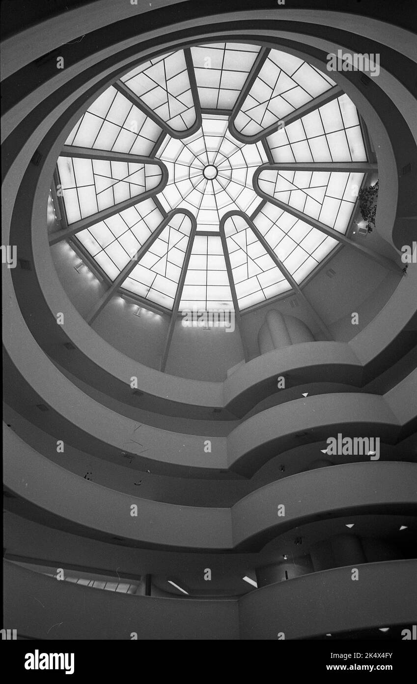 Guggenheim Museum dome, New York, 1970 Stock Photo Alamy