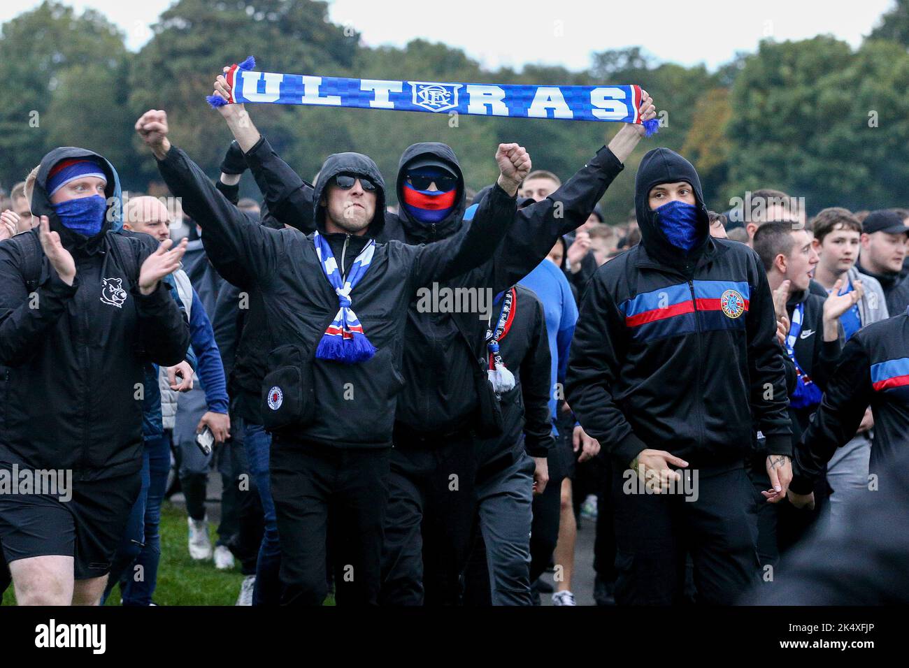 Rangers fc fans hi-res stock photography and images - Page 3 - Alamy