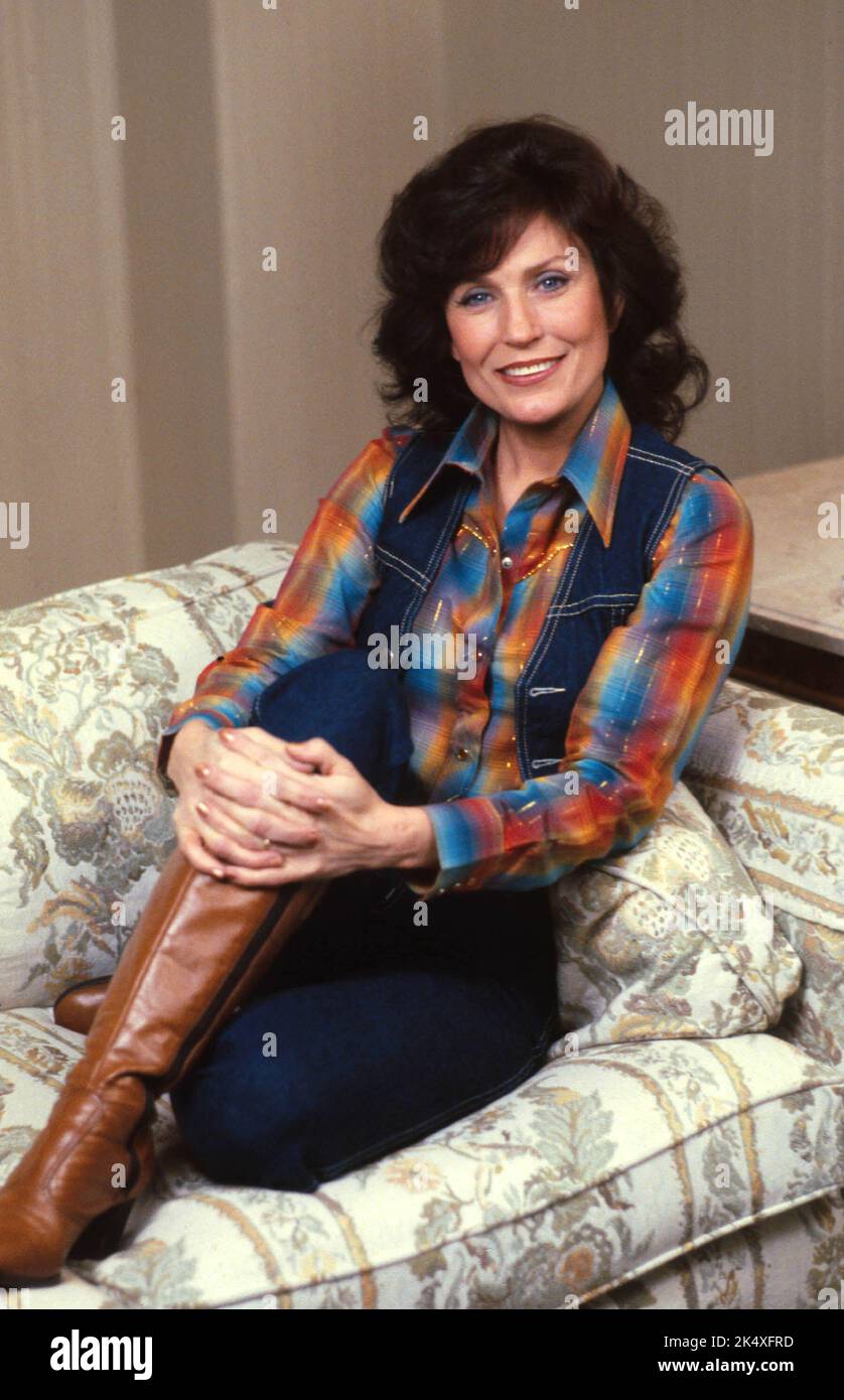 Loretta lynn hi-res stock photography and images pic