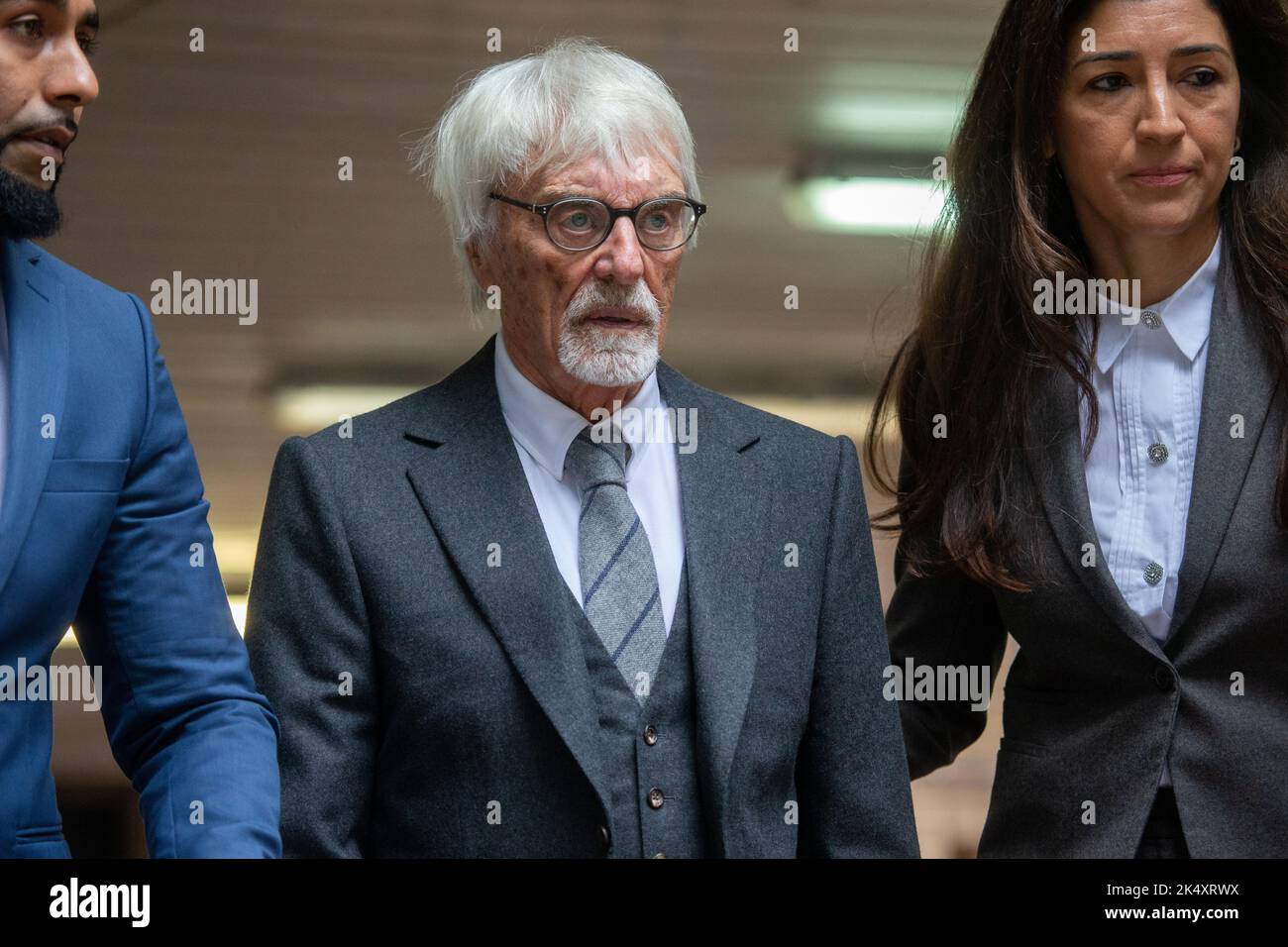 London, England, UK. 4th Oct, 2022. Former Formula-1 boss BERNIE ECCLESTONE is seen leaving Southwark Crown Court with his wife FABIANA FLOSI after the trial over fraud charges. (Credit Image: © Tayfun Salci/ZUMA Press Wire) Stock Photo