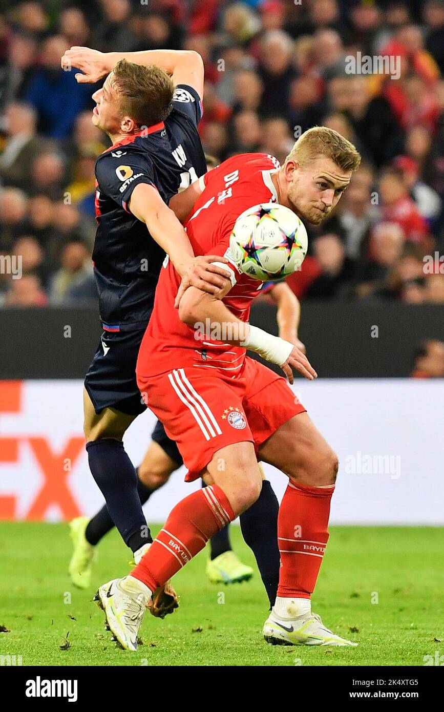 Mnichov, Germany. 04th Oct, 2022. Jan Kopic of Plzen, left, and Matthijs de Ligt of Bayern in action during the Champions League, 3rd round, Group C match Bayern Munich vs Viktoria Plzen in Munich, Germany, October 4, 2022. Credit: Miroslav Chaloupka/CTK Photo/Alamy Live News Stock Photo