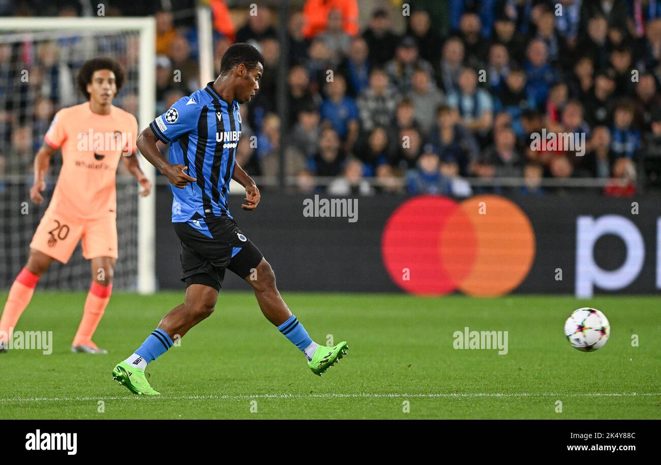 Brugge, Belgium. 04th Oct, 2022. Raphael Onyedika (15) of Club Brugge ...