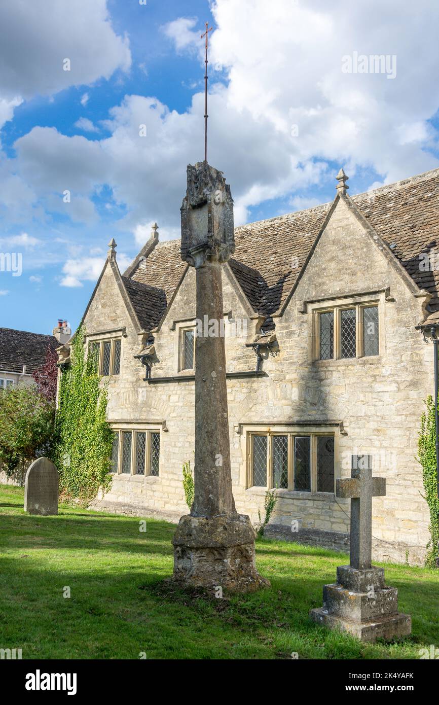14th century Town High Cross in St Sampson's Churchyard, Bath Road, Cricklade, Wiltshire, England, United Kingdom Stock Photo