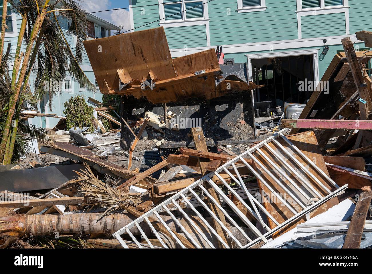 Fort Myers Beach, United States. 01st Oct, 2022. Debris and destroyed buildings in the aftermath of the massive Category 4 Hurricane Ian, October 1, 2022 in Fort Myers Beach, Florida. Credit: SrA Jacob Hancock/US Air Force/Alamy Live News Stock Photo