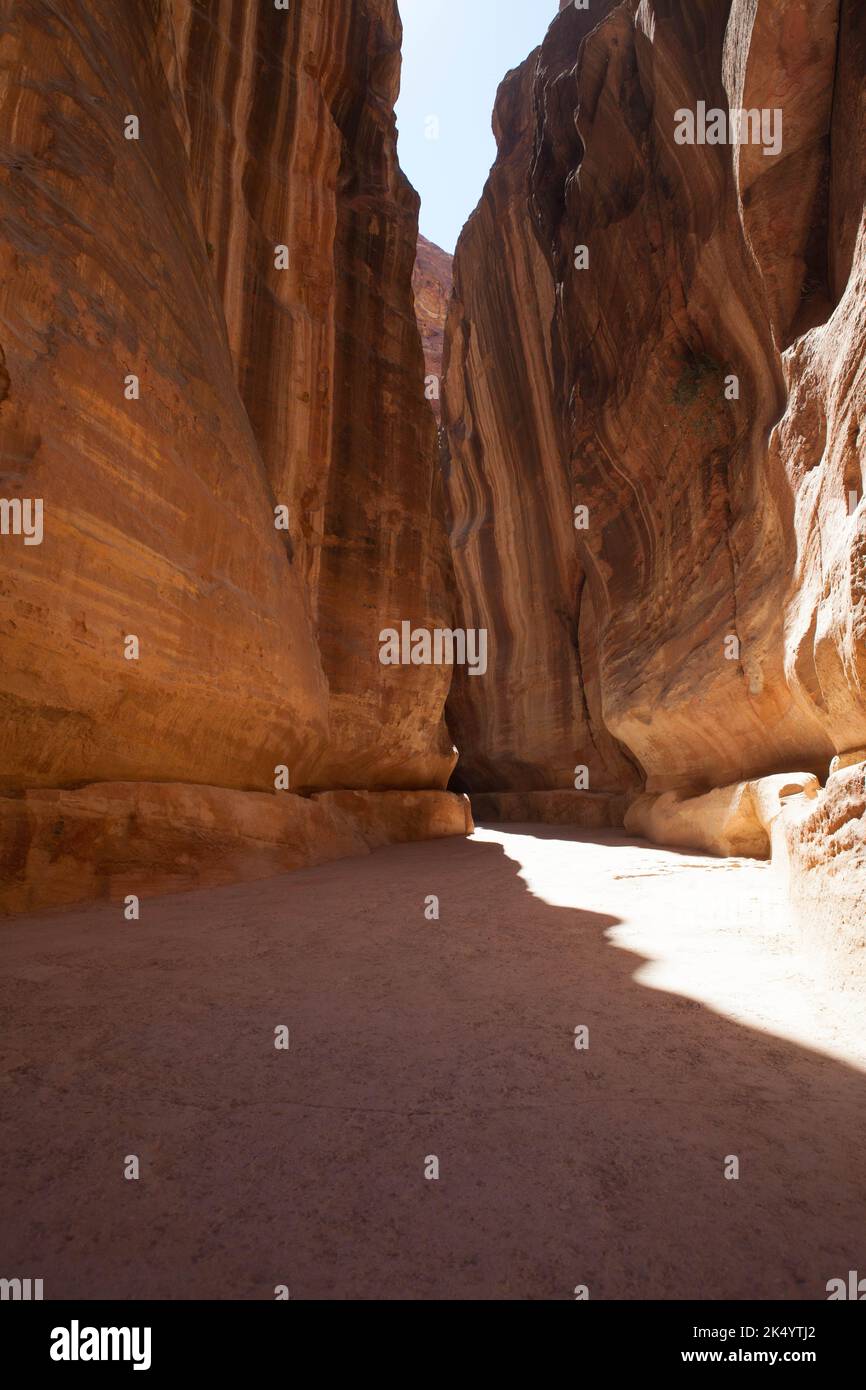 The Siq, the entrance to the city of Petra in Jordan Stock Photo