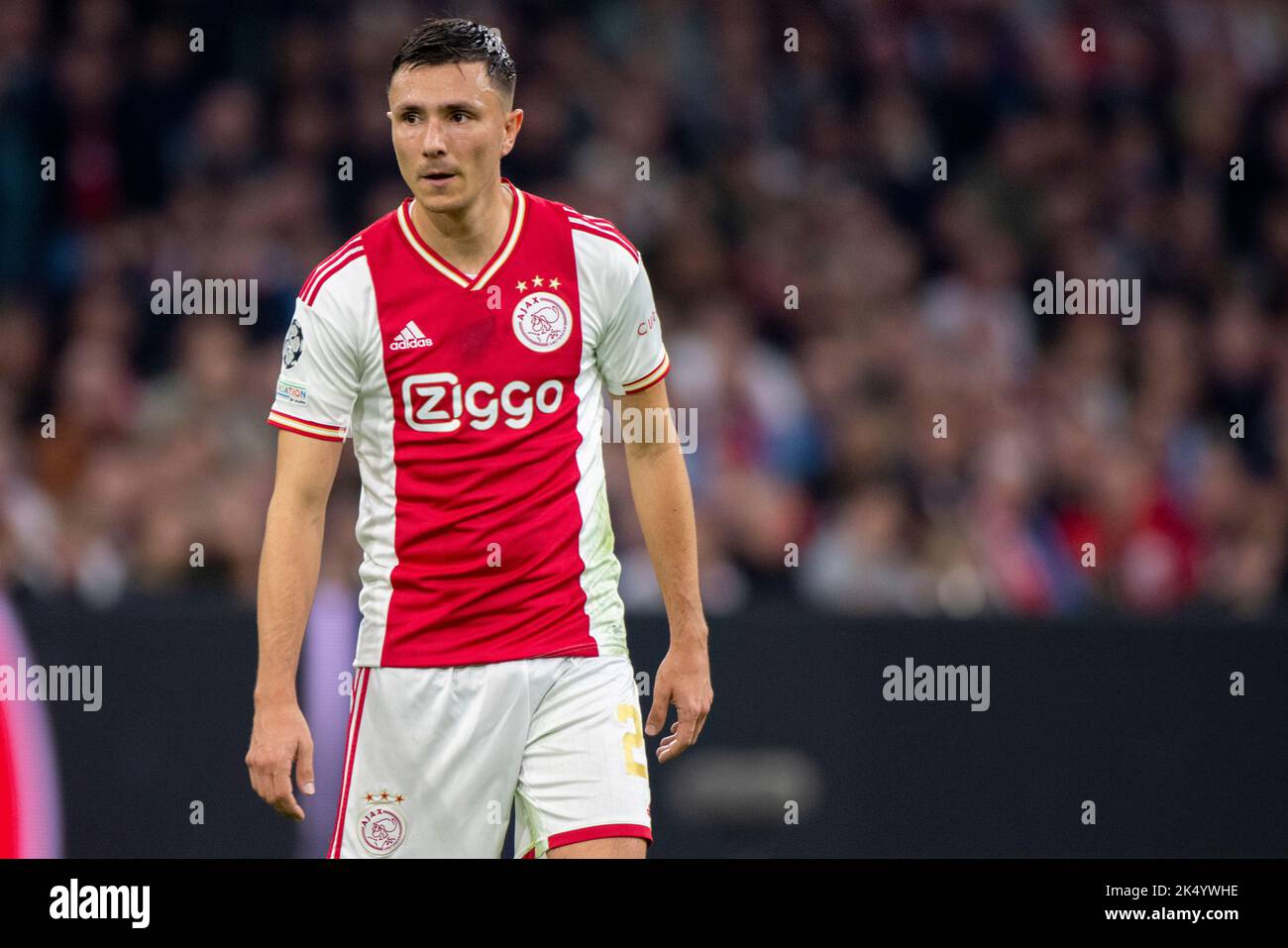 Steven Berghuis of Ajax looks on during the UEFA Champions League Group