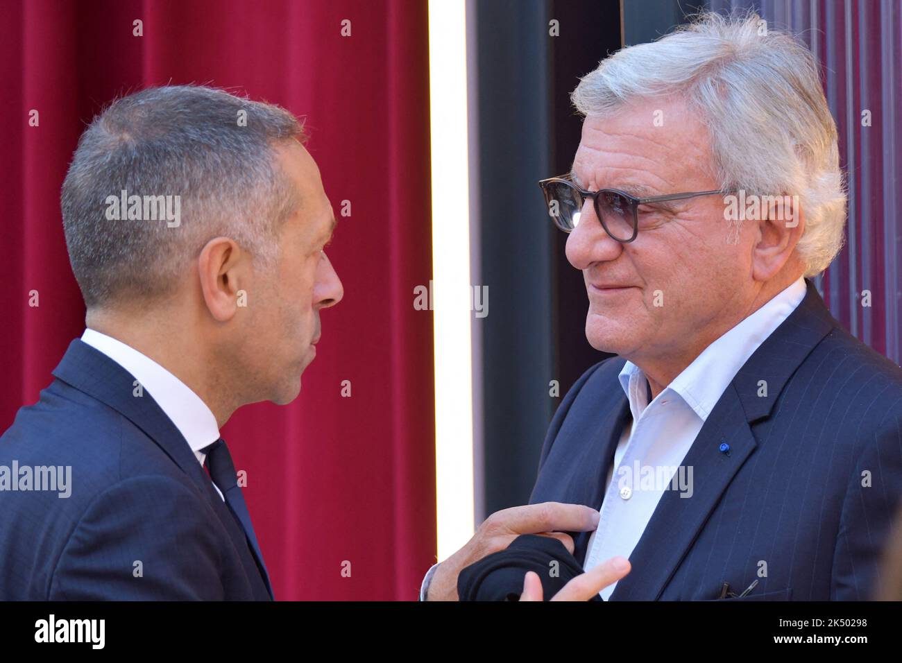 Louis vuitton ceo hi-res stock photography and images - Page 5 - Alamy