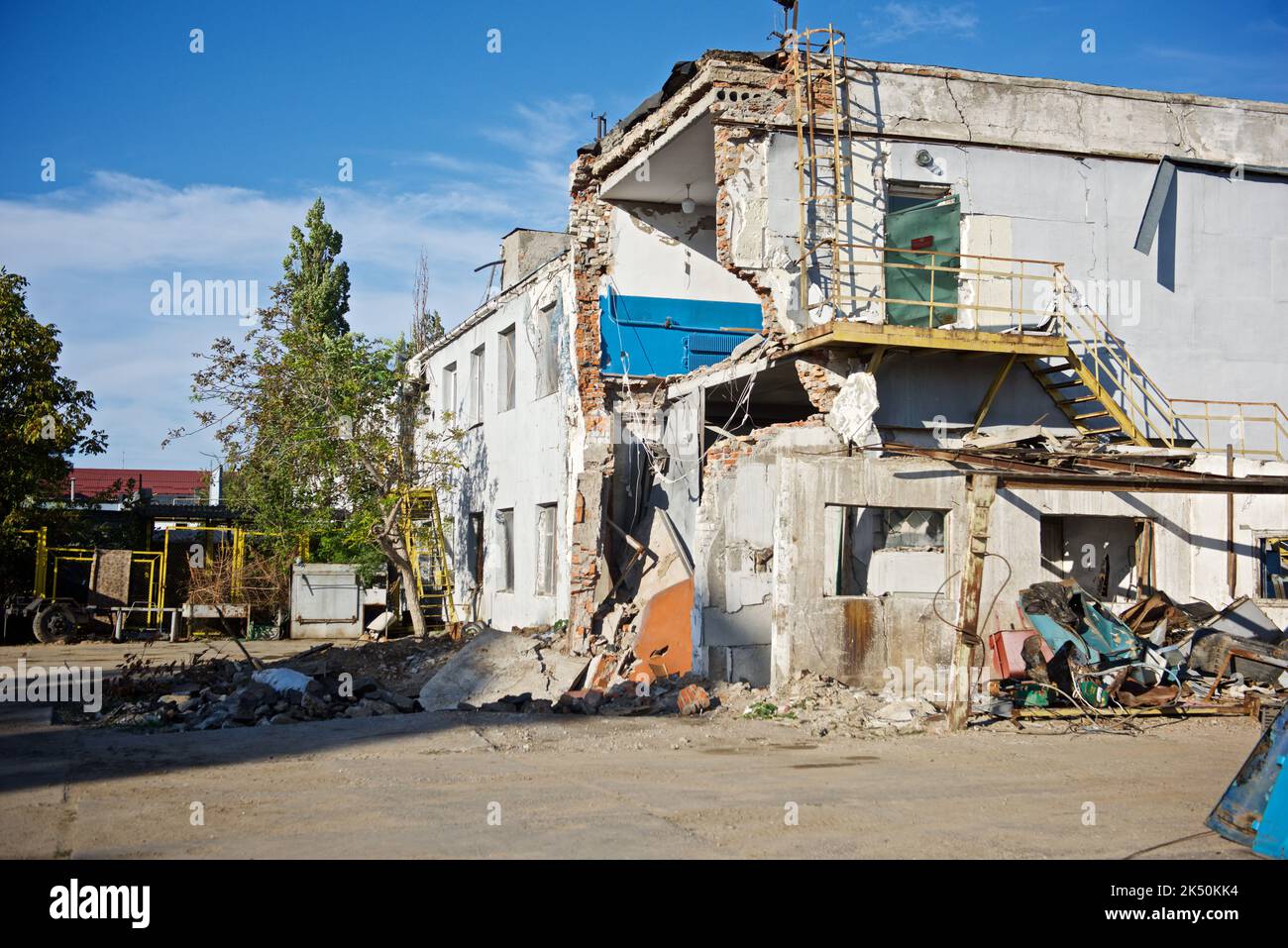 the consequences of Russian rocket attacks on the city of Mykolaiv, Ukraine Stock Photo