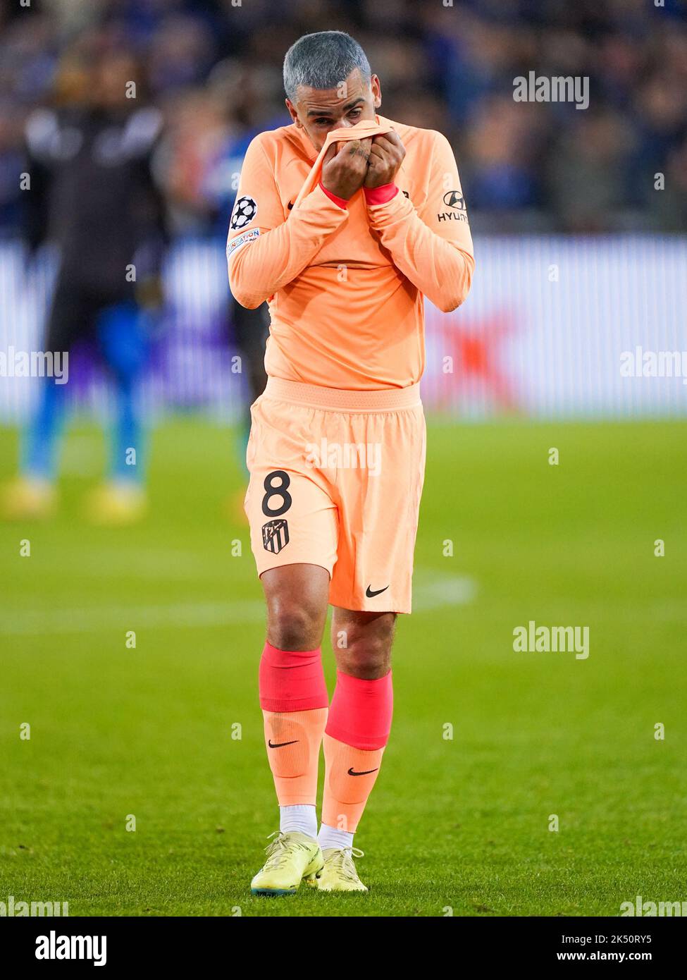 BRUGGES, BELGIUM - OCTOBER 4: Antoine Griezmann of Atletico Madrid looks dejected after the Group B - UEFA Champions League match between Club Brugge KV and Atletico Madrid at the Jan Breydelstadion on October 4, 2022 in Brugges, Belgium (Photo by Joris Verwijst/Orange Pictures) Stock Photo