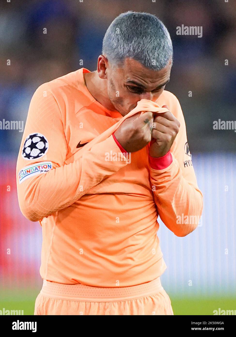 BRUGGES, BELGIUM - OCTOBER 4: Antoine Griezmann of Atletico Madrid looks dejected after the Group B - UEFA Champions League match between Club Brugge KV and Atletico Madrid at the Jan Breydelstadion on October 4, 2022 in Brugges, Belgium (Photo by Joris Verwijst/Orange Pictures) Stock Photo