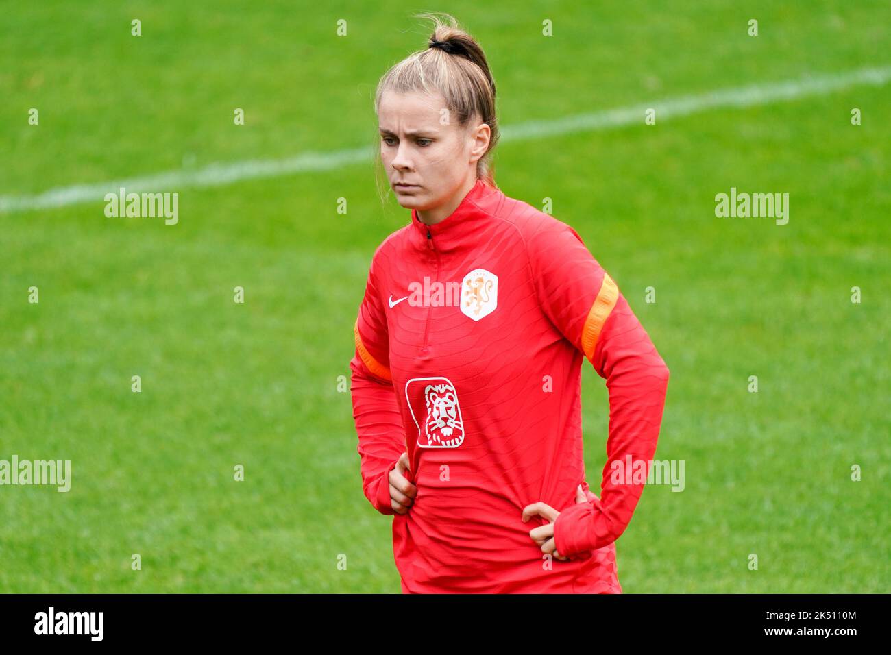 ZEIST, NETHERLANDS - OCTOBER 5: Kerstin Casparij of the Netherlands during a Training Session of the Netherlands Women’s Football Team at the KNVB Campus on October 5, 2022 in Zeist, Netherlands (Photo by Jeroen Meuwsen/Orange Pictures) Stock Photo