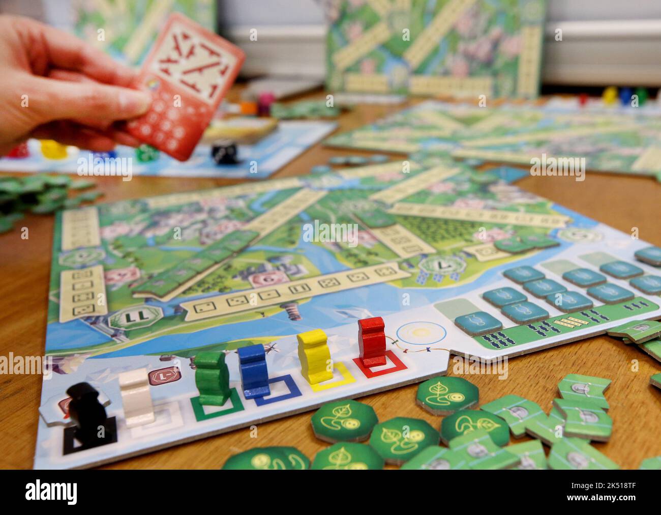 05 October 2022, North RhineWestphalia, Essen The game "Powerline