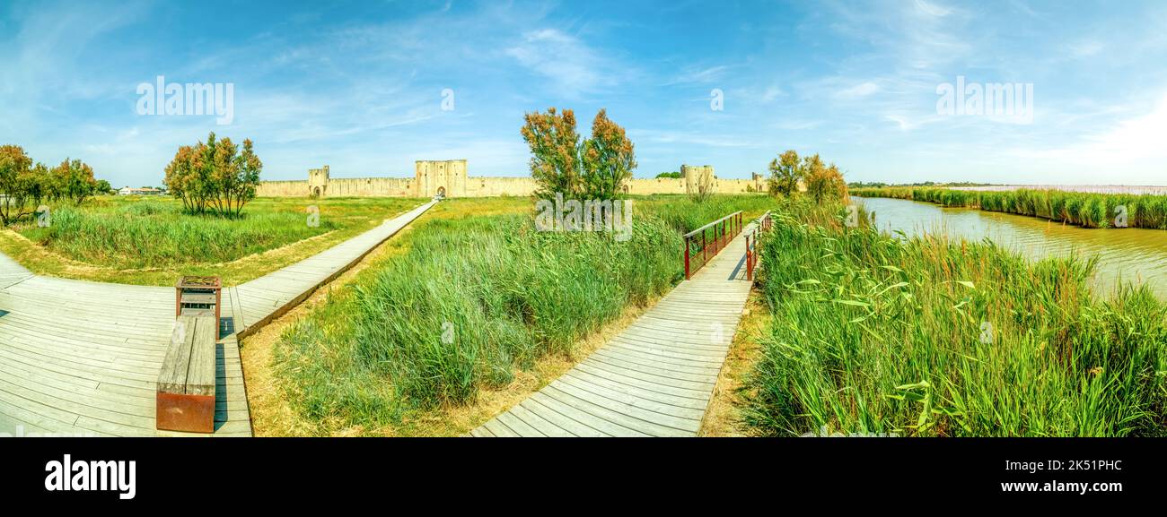 City wall, Aigues Mortes, Salt Lake, France Stock Photo - Alamy