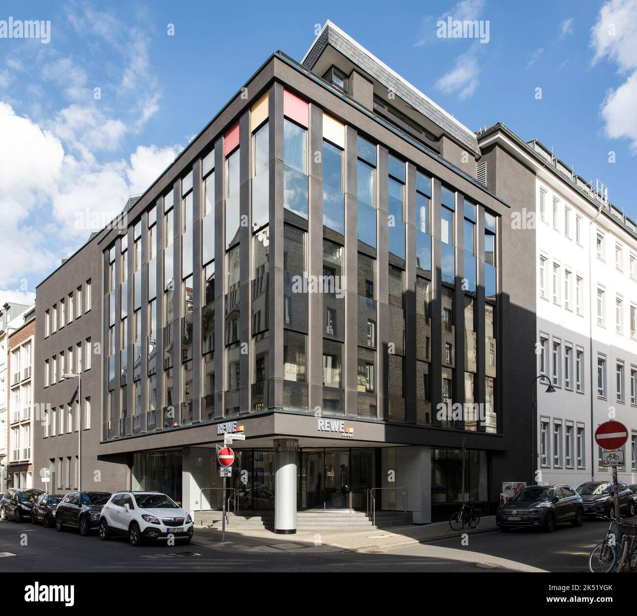 headquarters of food retailer REWE Markt GmbH in Domstrasse, Cologne, Germany. Firmensitz des Lebensmitteleinzelhaendler REWE Markt GmbH in der Domstr Stock Photo