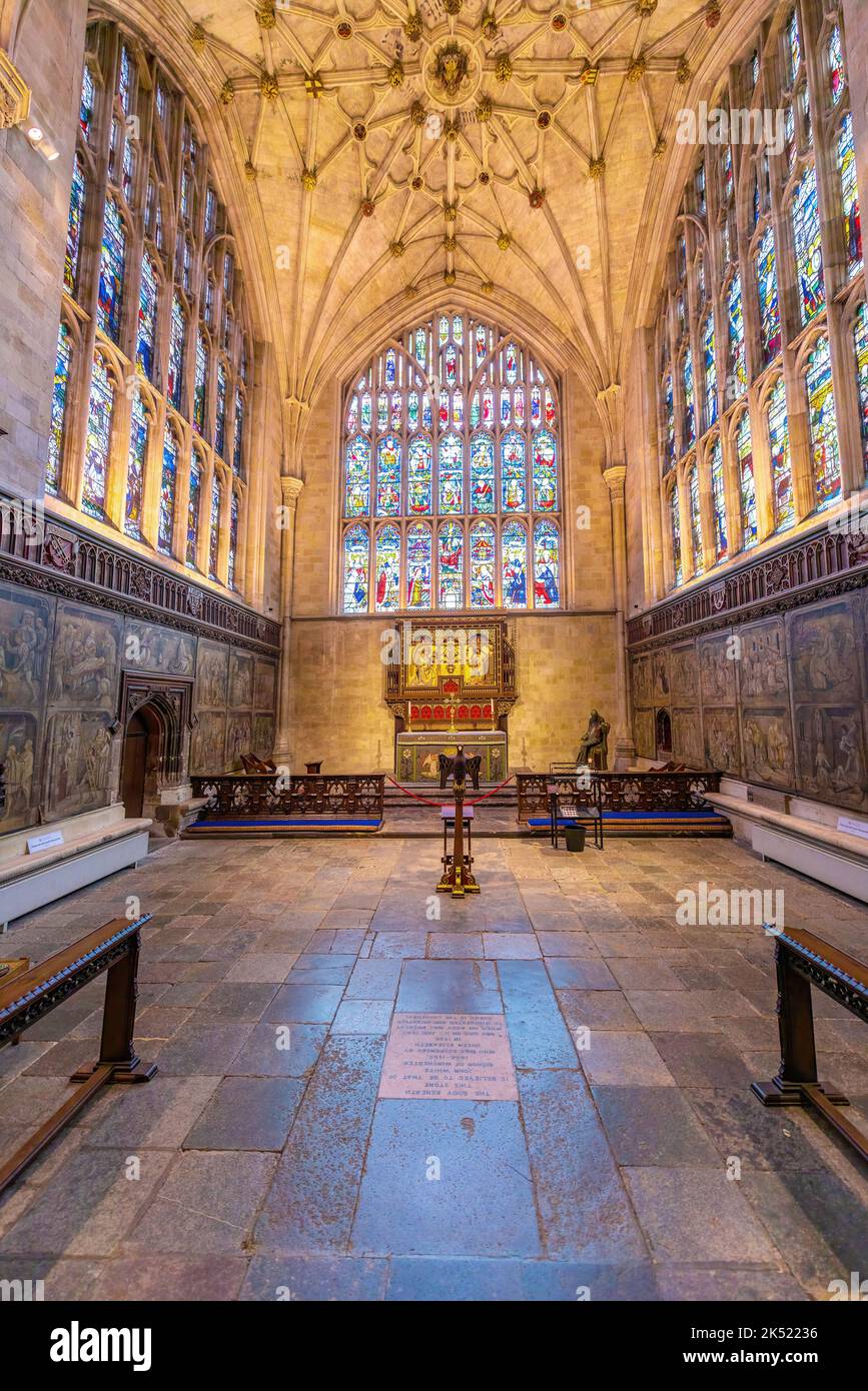 Stained glass windows winchester cathedral hi-res stock photography and ...