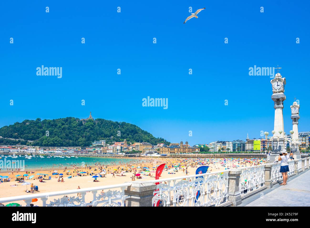 Old town san sebastian spain hi-res stock photography and images - Alamy