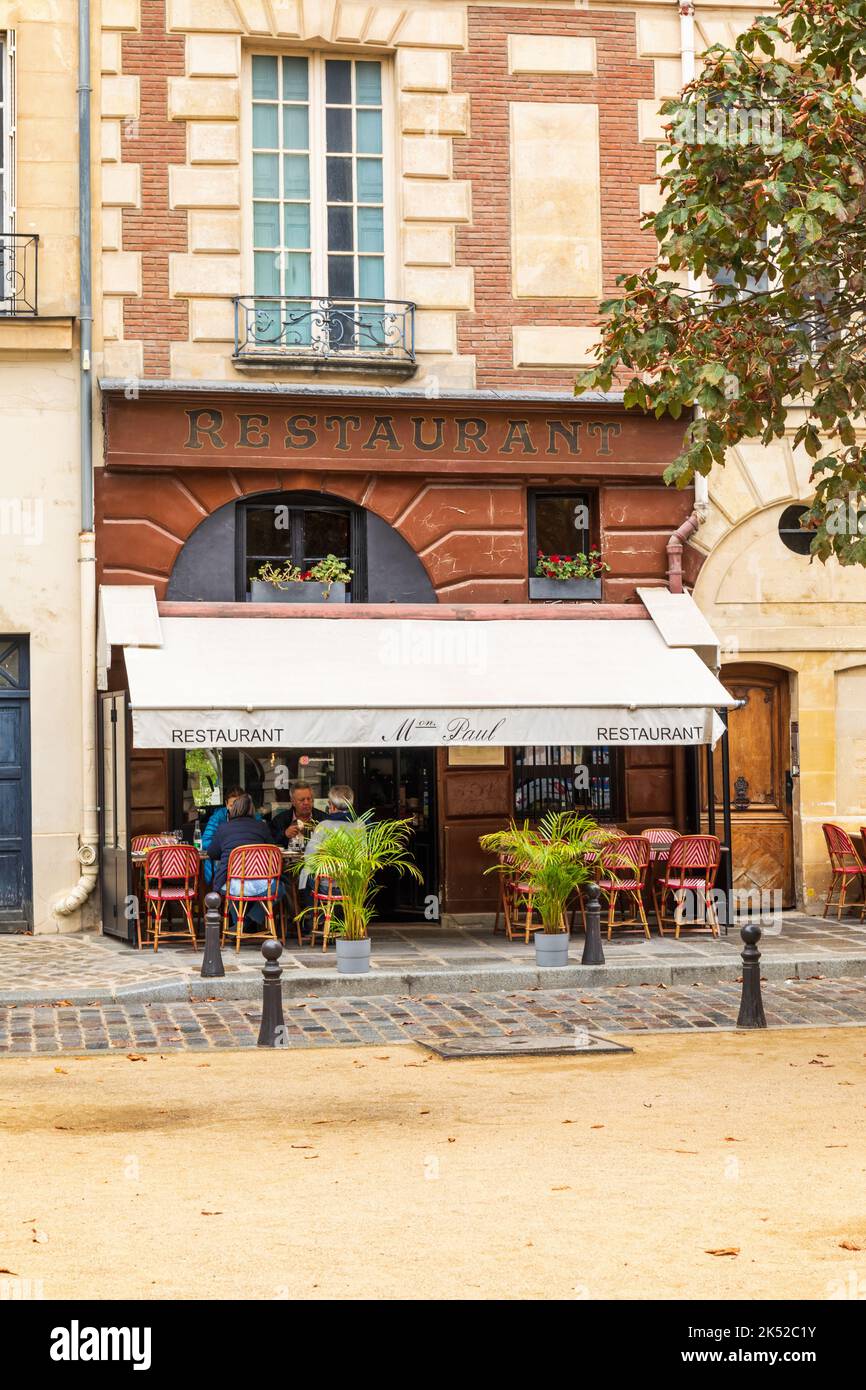 Maison Paul restaurant, Paris, Europe. Stock Photo