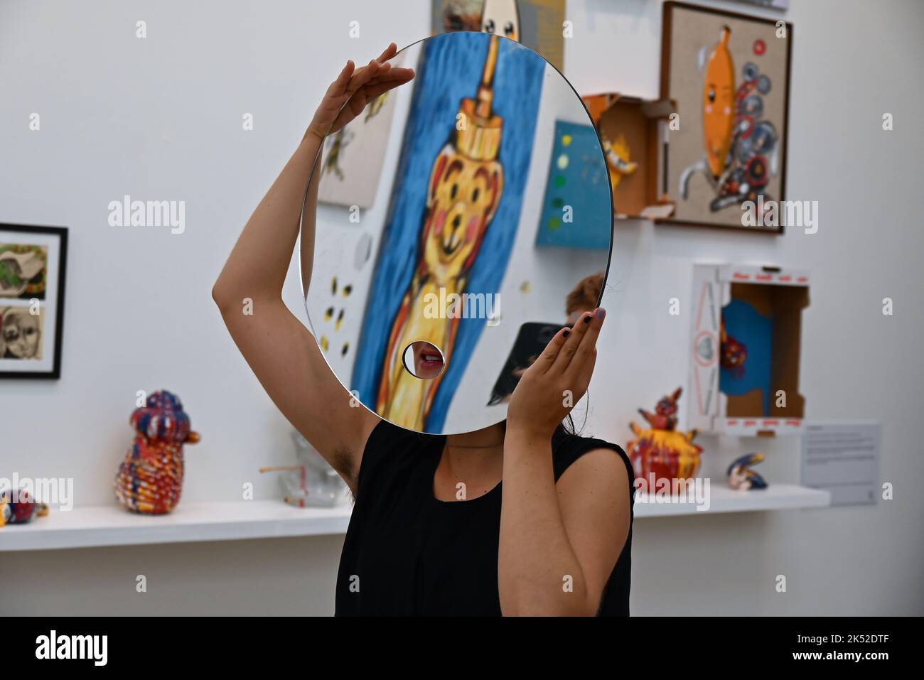 featuring-paintings-sculptures-performances-and-food-installations