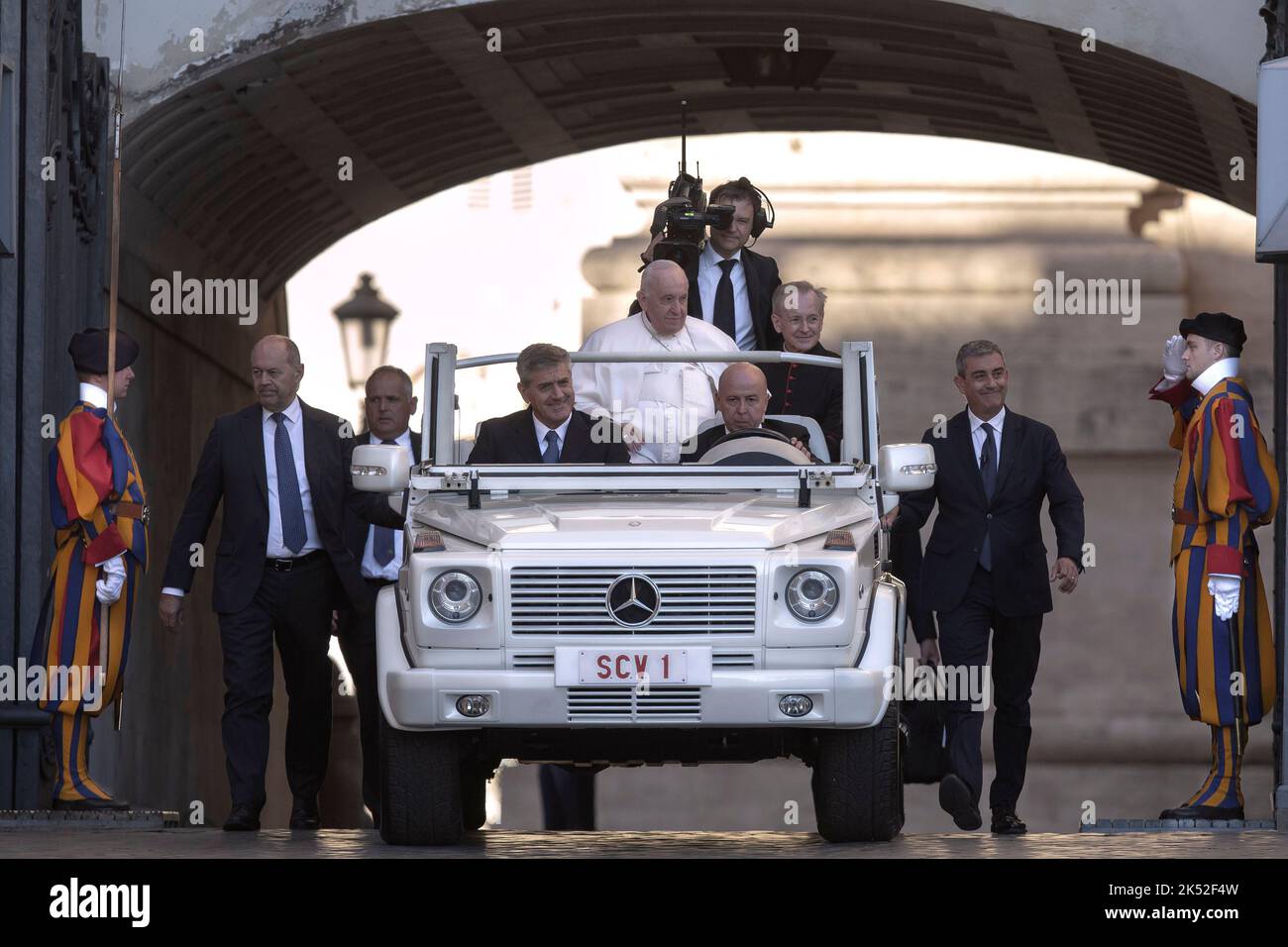 Vatican City Vatican, 5 october 2022. Pope Francis arrives escorted by