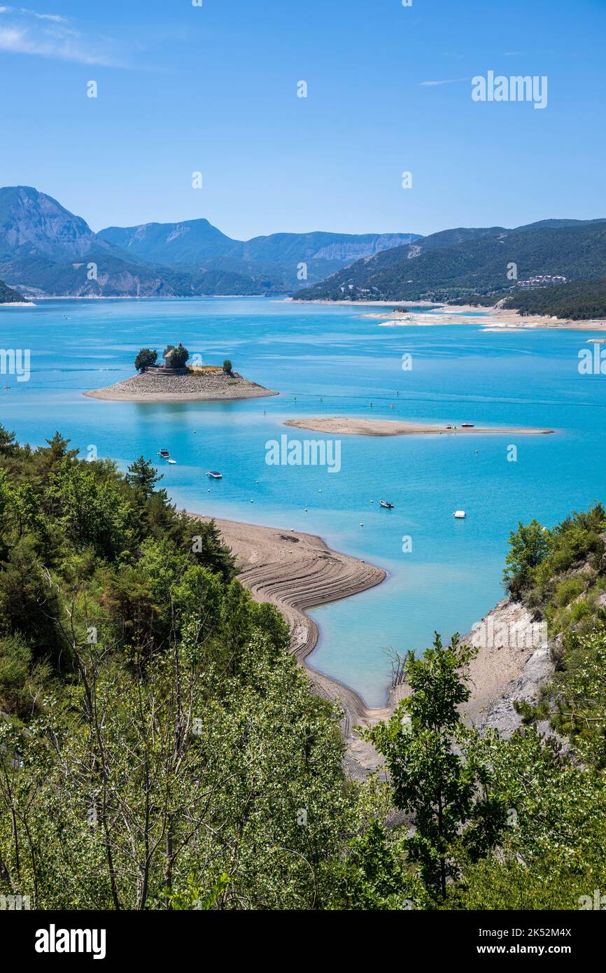 France, Hautes-Alpes, Prunières, Serre-Ponçon lake on the Durance, drying up of the lake, 12 meters below normal, due to exceptional drought? on the S Stock Photo