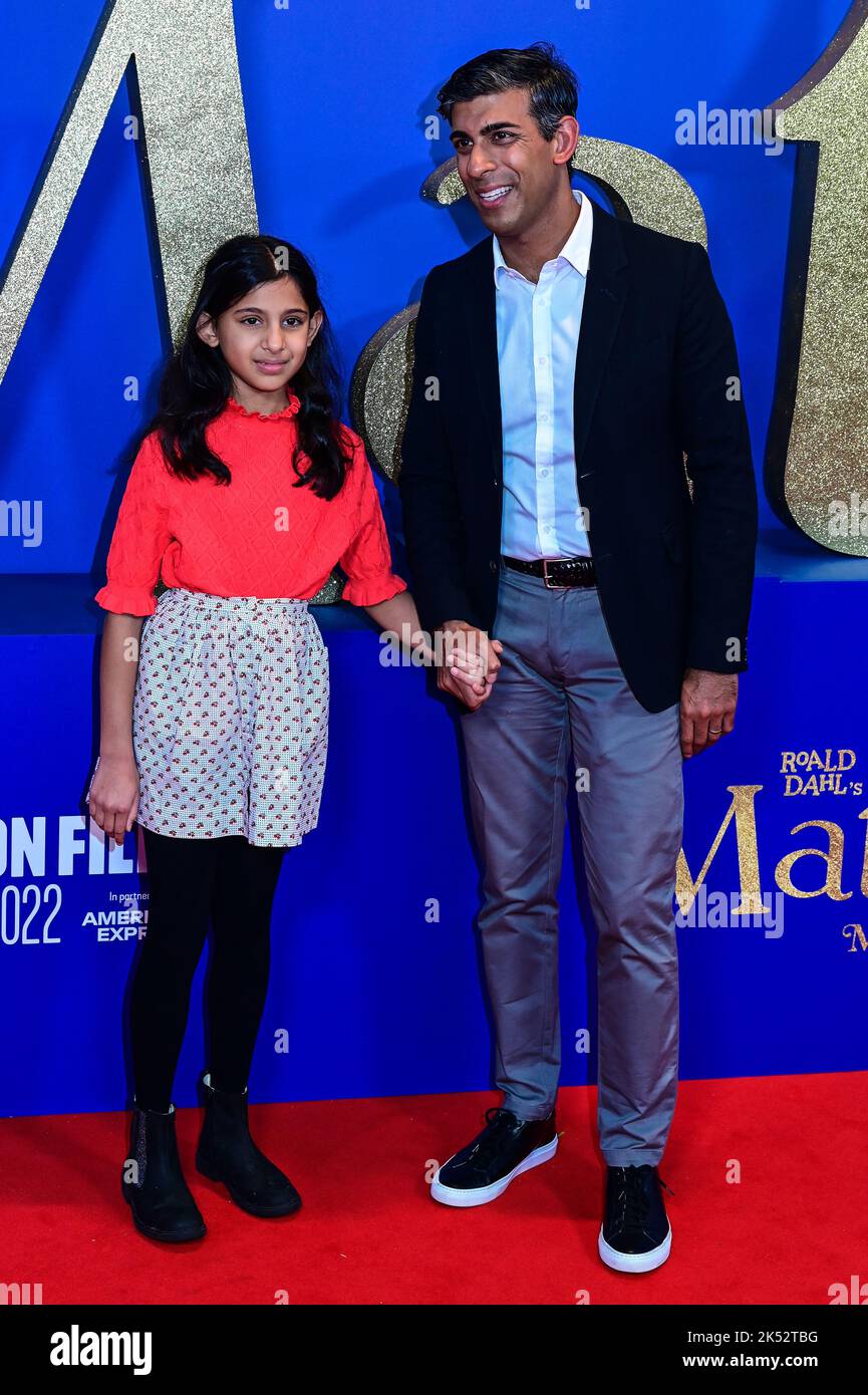 London, UK , 05/10/2022, Rishi Sunak and daughter Anoushka Sunak Arrive at the Cast and filmmakers attend the BFI London Film Festival press conference for Roald Dahl’s Matilda The Musical, released by Sony Pictures in cinemas across the UK & Ireland on November 25th -  5th October 2022, London, UK. Stock Photo