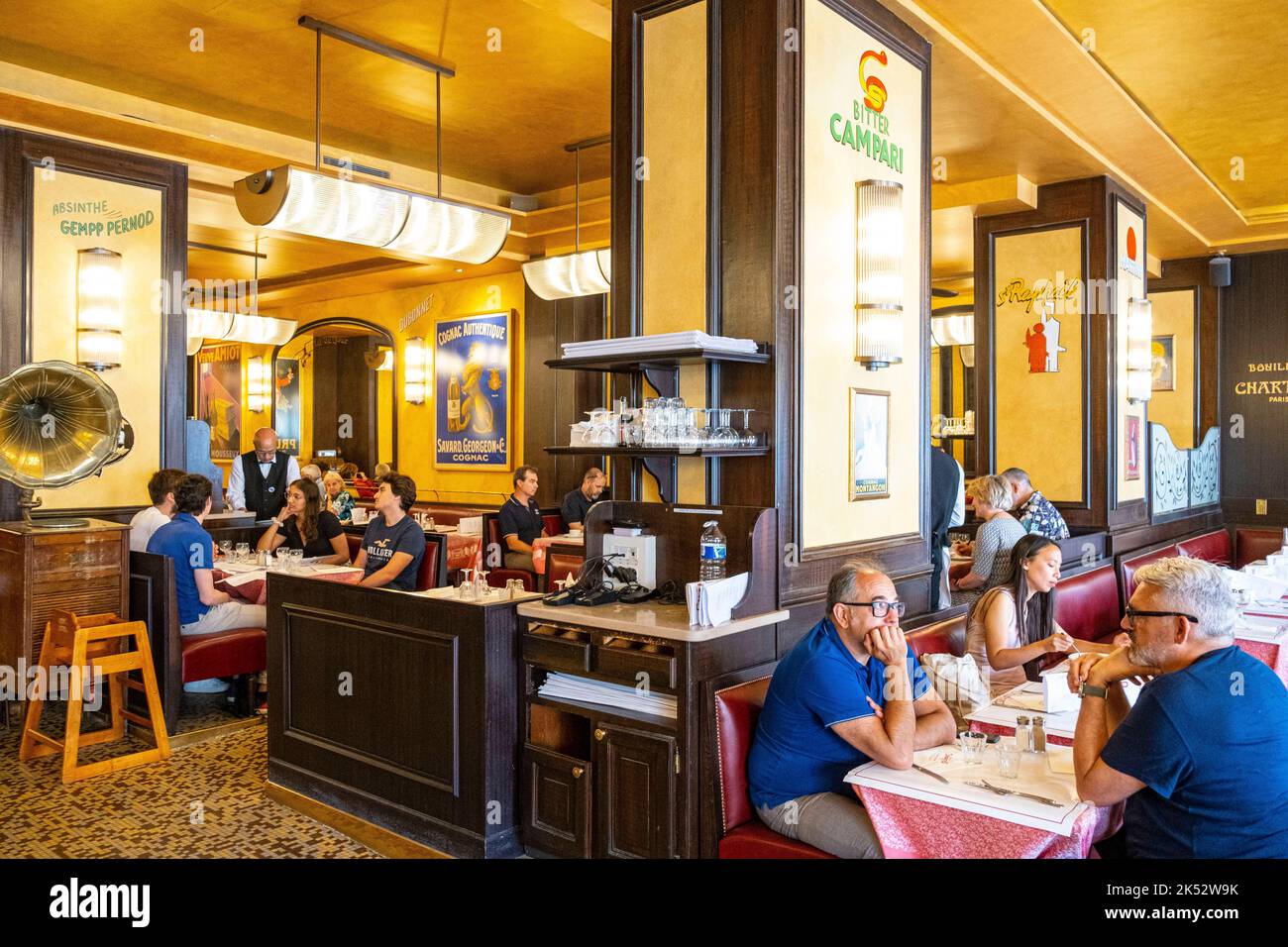 France, Paris, restaurant Bouillon Chartier, Gare de l'Est Stock Photo