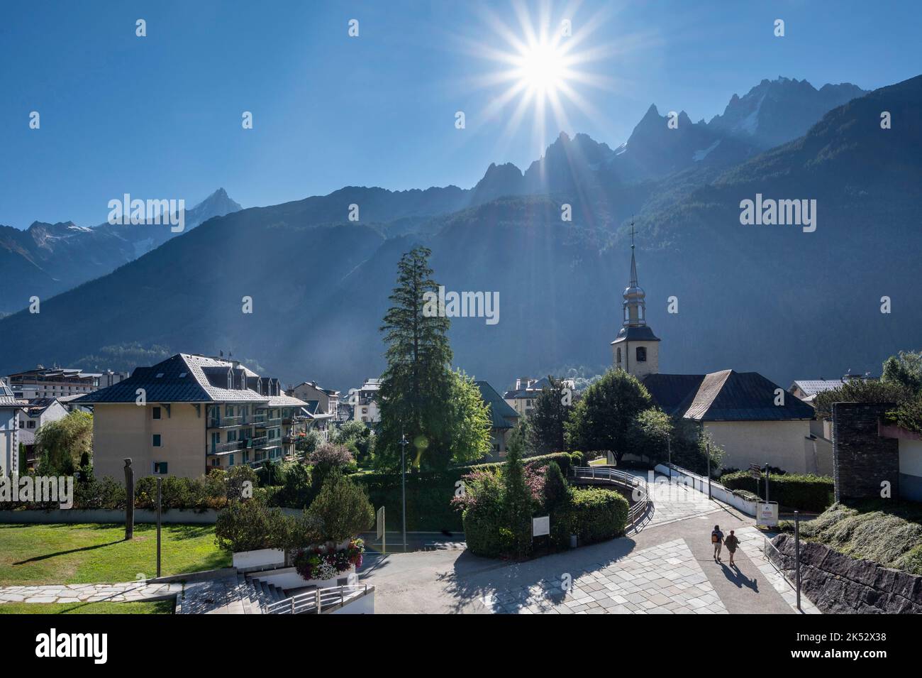 Chamonix et le Brevent Tairraz | Free Photo - rawpixel