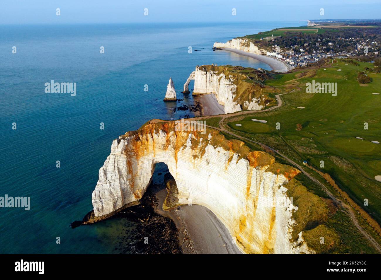 Arche etretat hi-res stock photography and images - Alamy