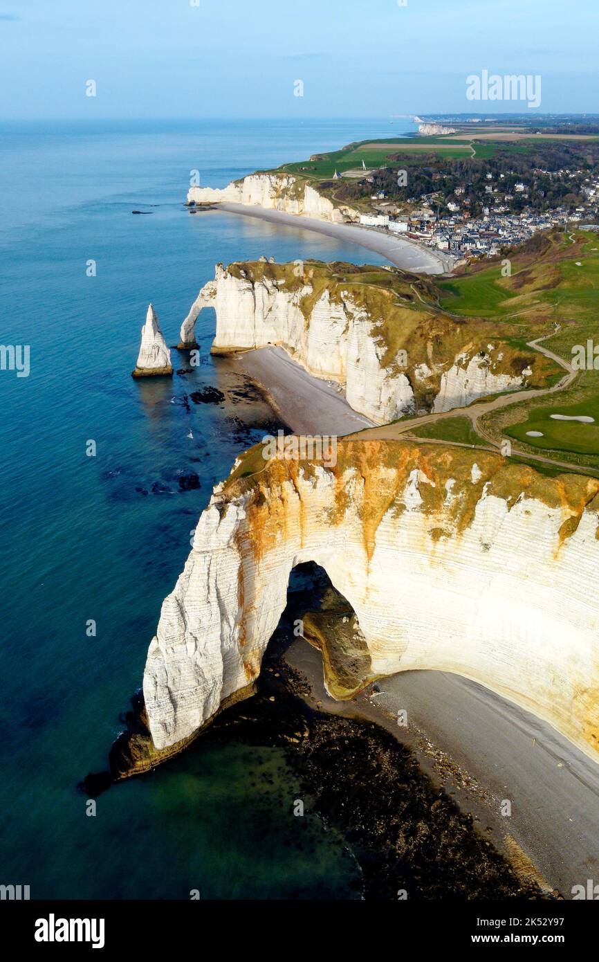 Arche etretat hi-res stock photography and images - Alamy