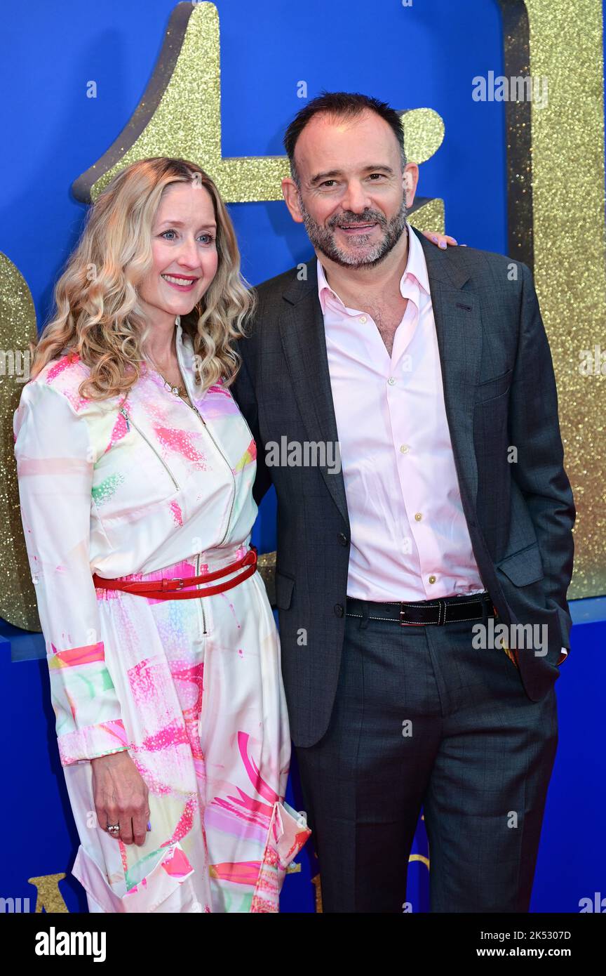 London, UK , 05/10/2022, Matthew Warchus and his wife Arrive at the Cast and filmmakers attend the BFI London Film Festival press conference for Roald Dahl’s Matilda The Musical, released by Sony Pictures in cinemas across the UK & Ireland on November 25th -  5th October 2022, London, UK. Stock Photo