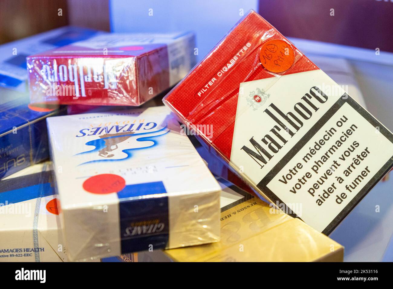 cigarette easy drawing 521 Cigarette Pack Sketch Royalty-Free Images, Stock Photos & Pictures