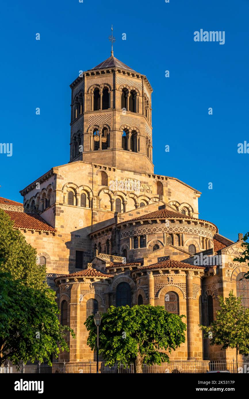 France, Puy de Dome, Issoire, bedside of the roman abbey Saint