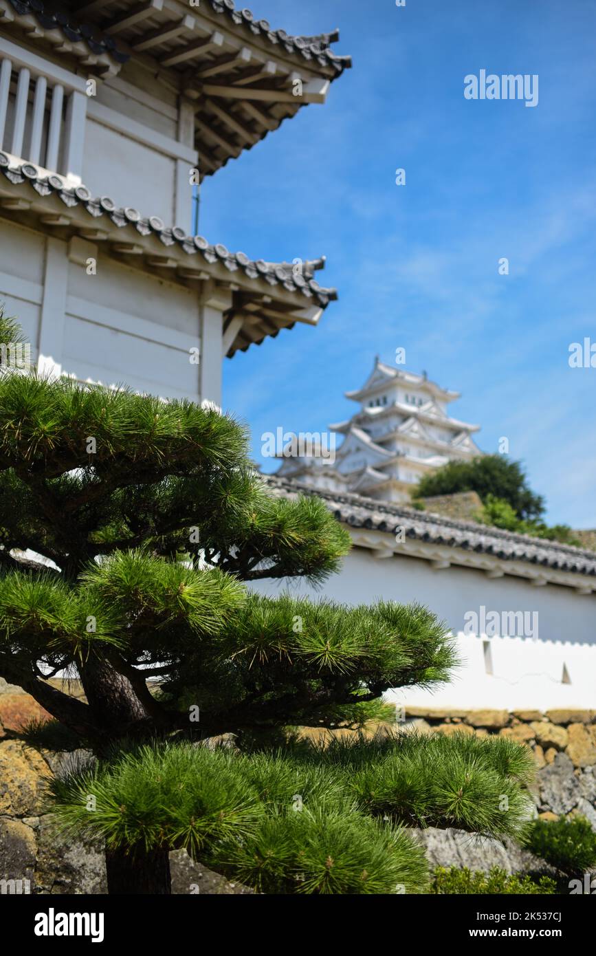 Himeji Castle (Himejijō), also known as White Heron Castle, is Japan’s