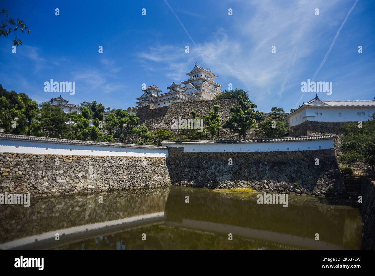 Himeji Castle (Himejijō), also known as White Heron Castle, is Japan’s
