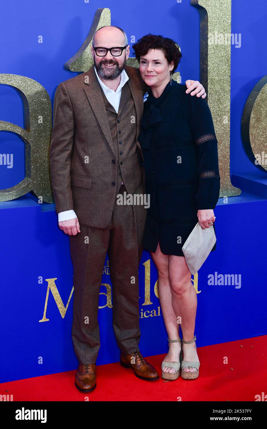 London, UK , 05/10/2022, Dennis Kelly and wife Arrive at the Cast and filmmakers attend the BFI London Film Festival press conference for Roald Dahl’s Matilda The Musical, released by Sony Pictures in cinemas across the UK & Ireland on November 25th -  5th October 2022, London, UK. Stock Photo