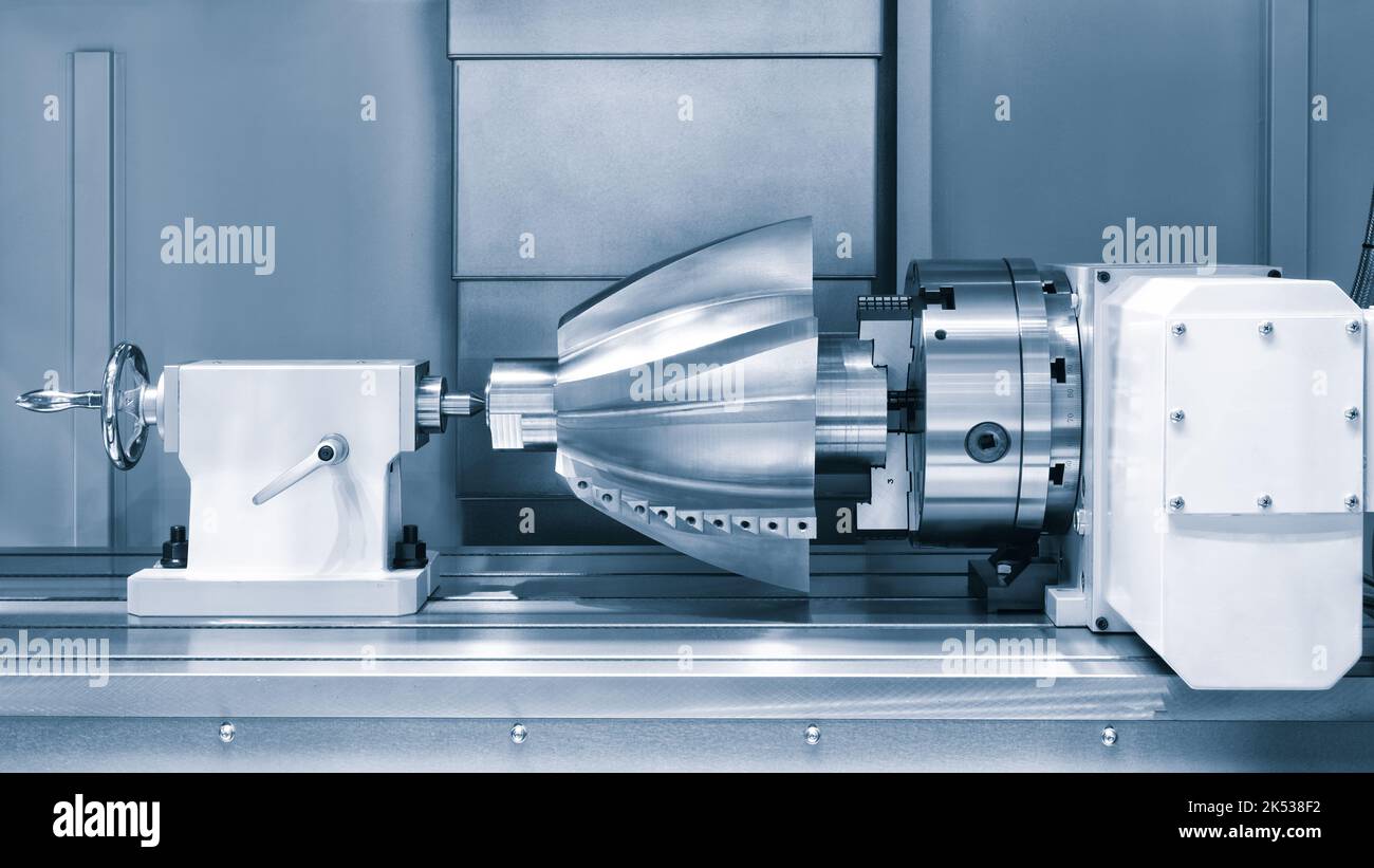 industrial metalworking cutting movement process by milling cutter