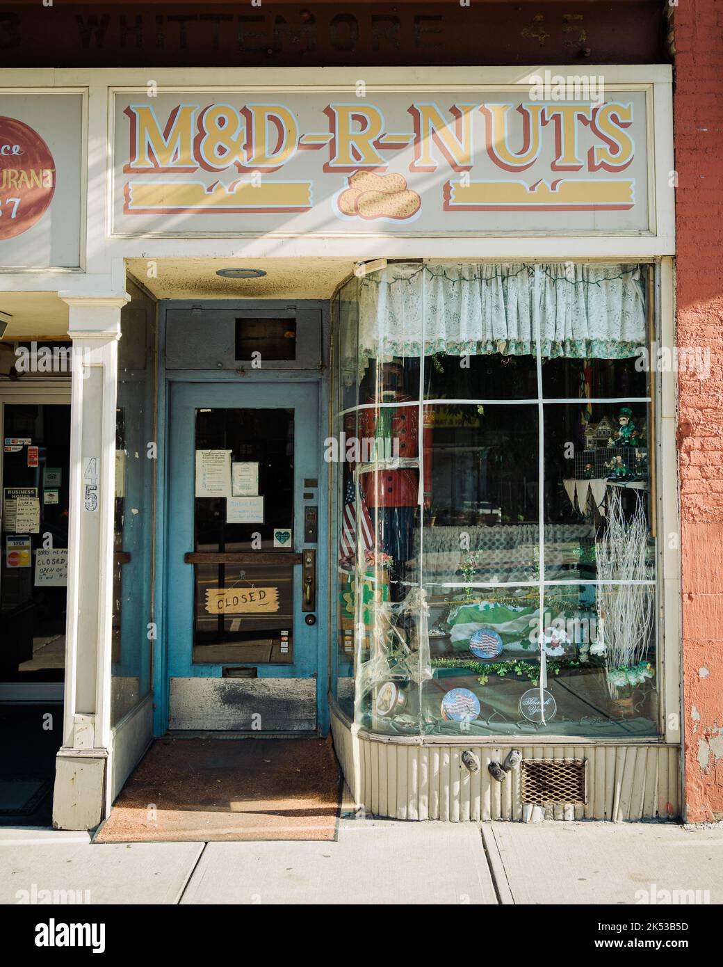 Vintage storefront hires stock photography and images Alamy