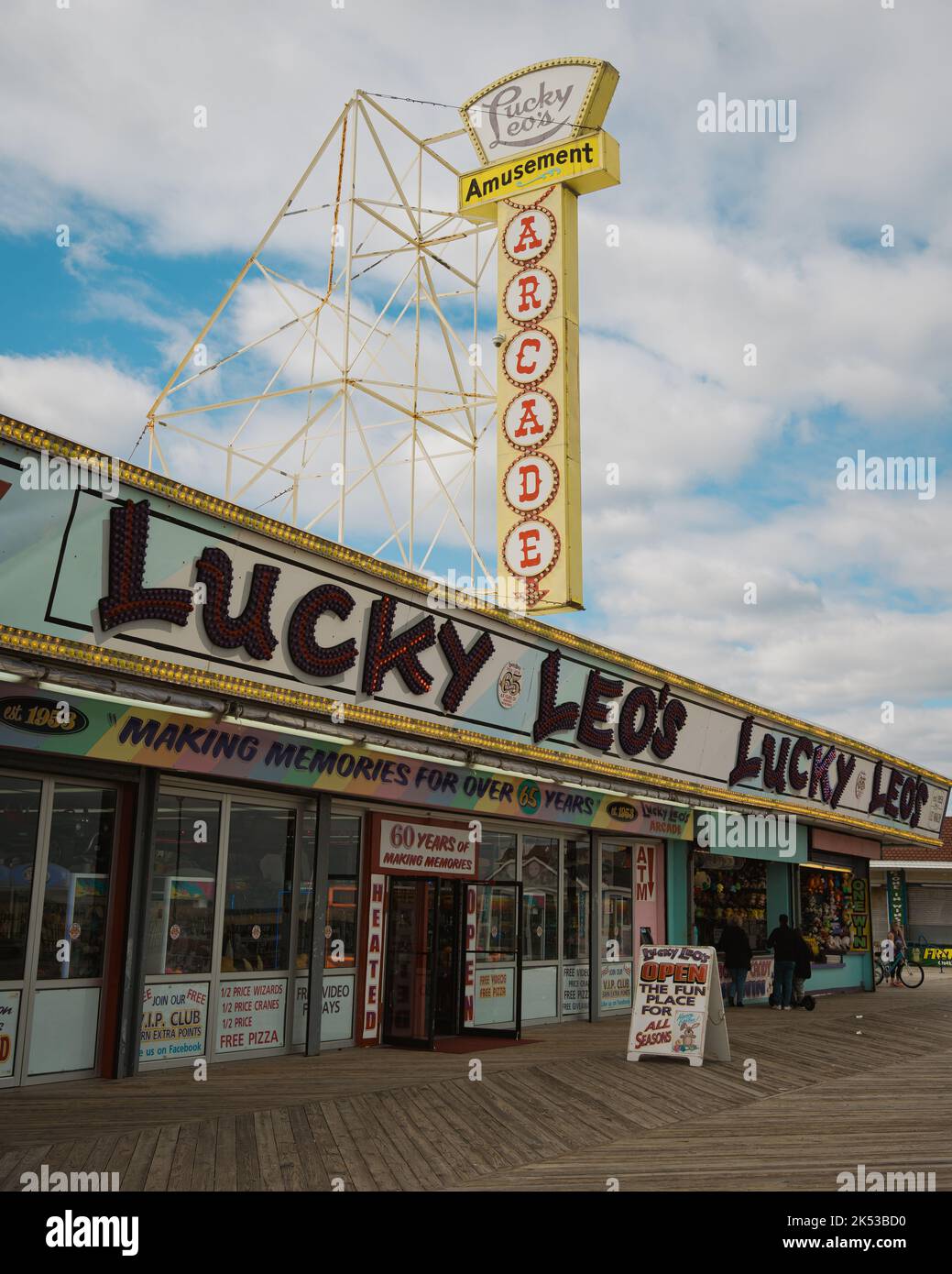 Lucky Leos, on the boardwalk, Seaside Heights, New Jersey Stock Photo