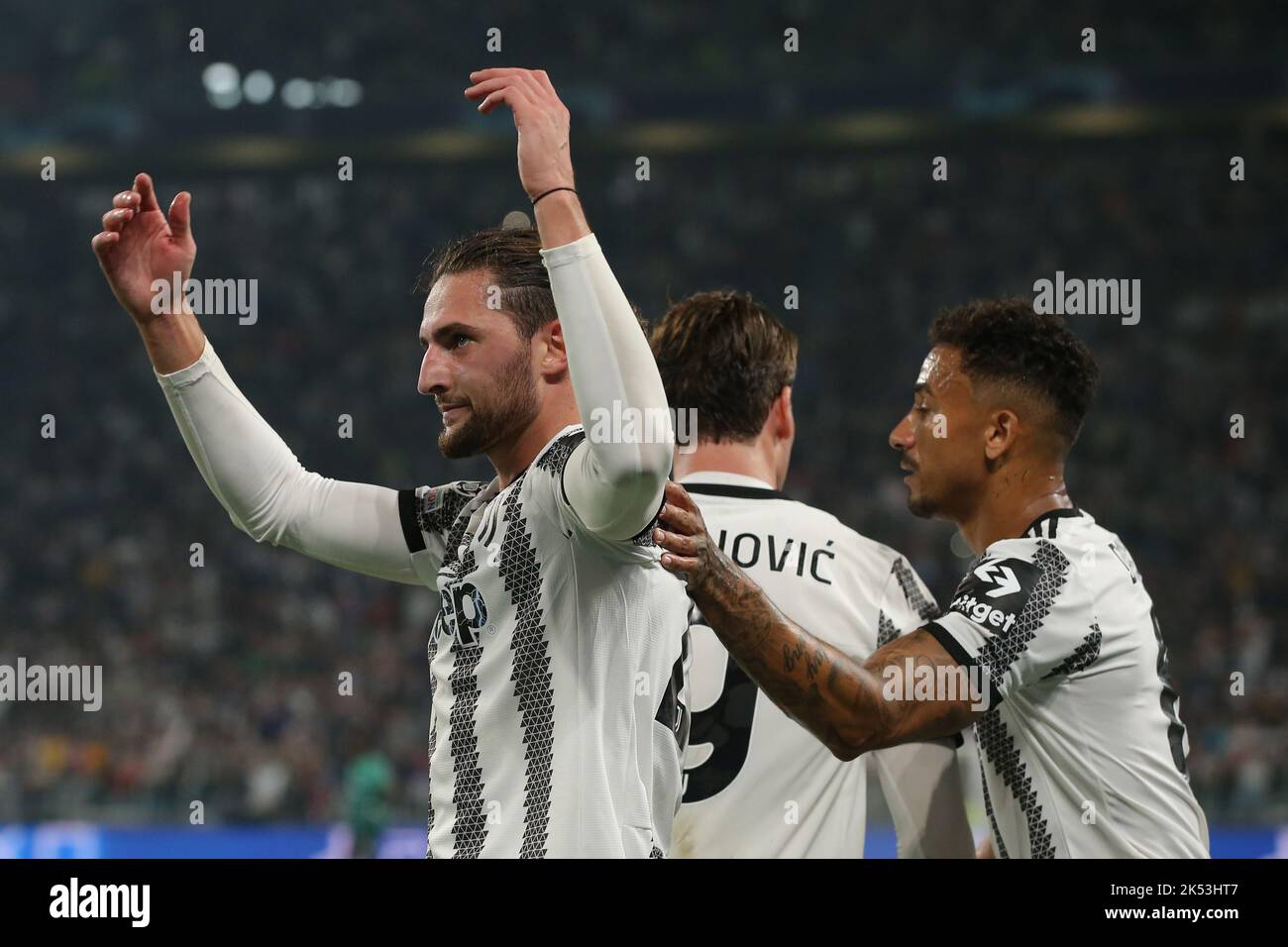 Turin, Italy, 5th October 2022. Adrien Rabiot of Juventus celebrates ...