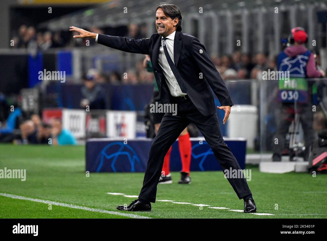 Simone Inzaghi head coach of FC Internazionale gestures during the Champions League Group C football match between FC Internazionale and FCB Barcelona Stock Photo