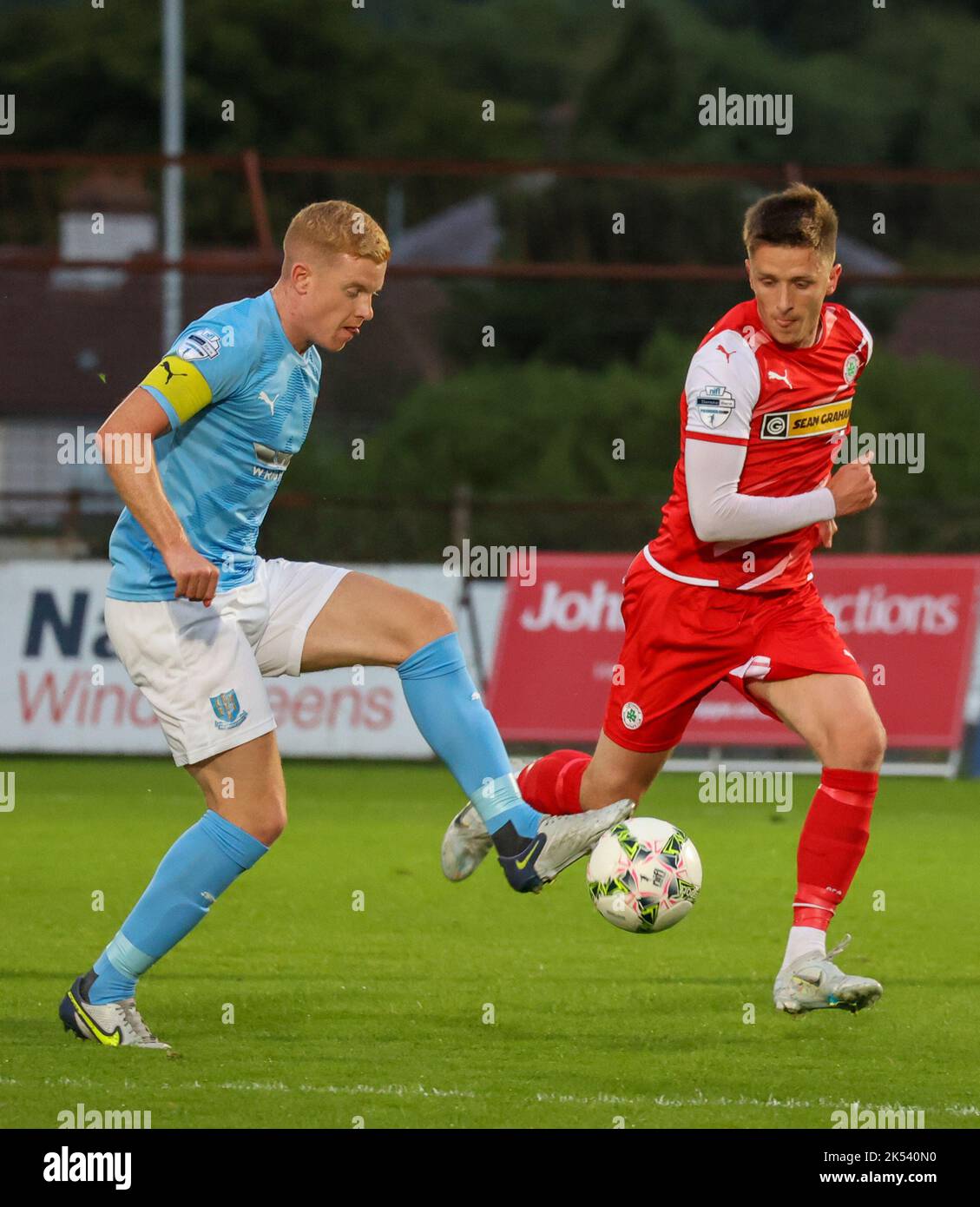 Ballymena Showgrounds, Ballymena, County Antrim, Northern Ireland, UK. 23 Aug 2022. Danske Bank Premiership – Ballymena United 1 Cliftonville 2. Ballymena United player Joshua Kelly (8) in action during the Danske Bank Irish League game. Stock Photo