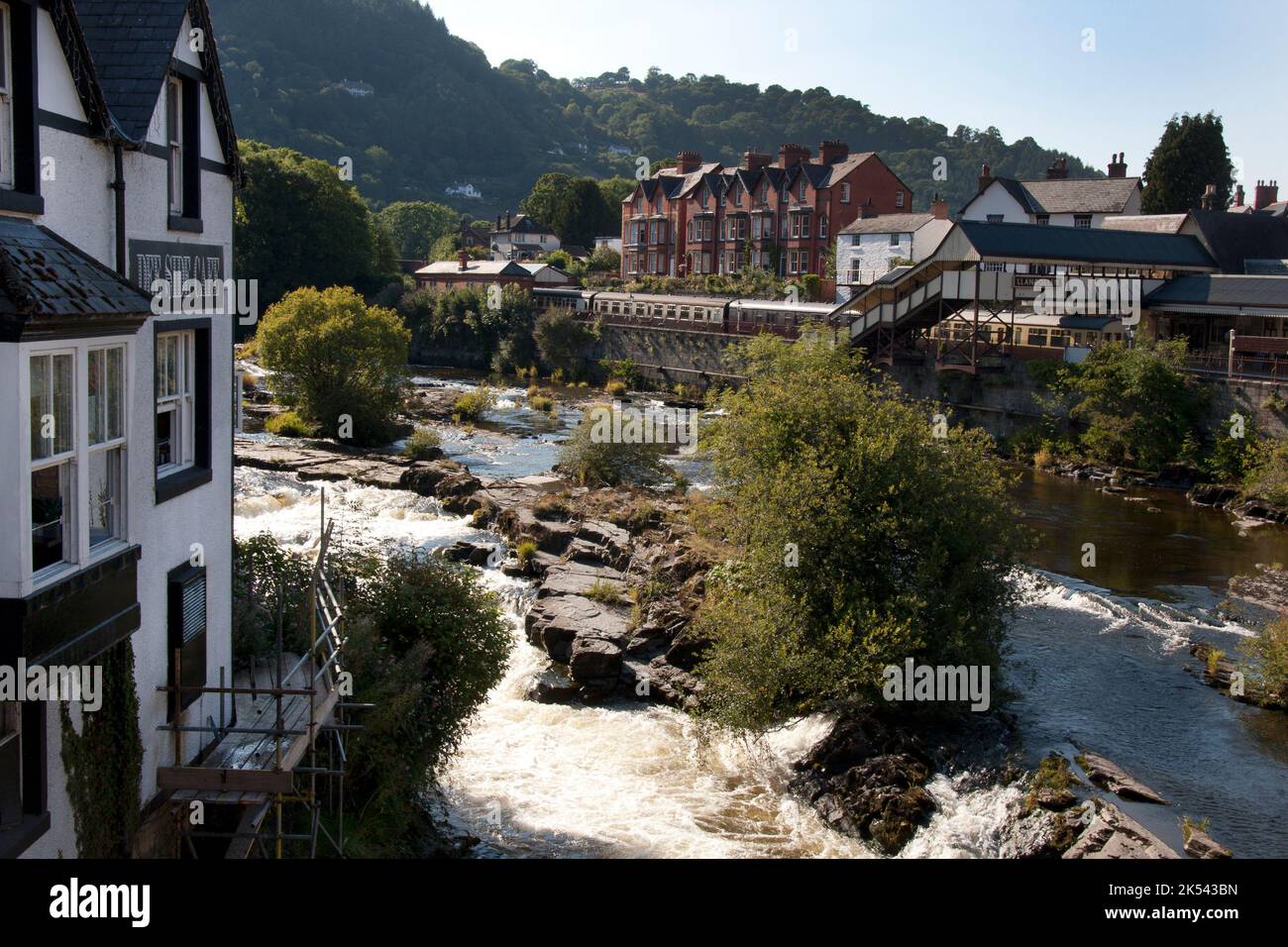 Llangollen & River Dee, Denbighshire, Wales Stock Photo